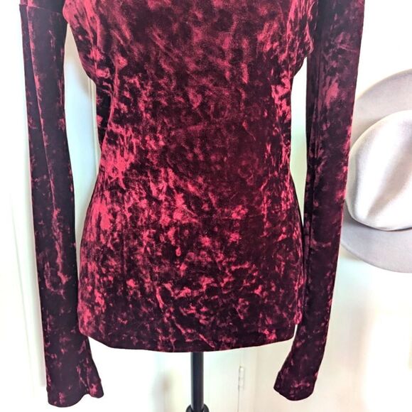 VTG Betsey Johnson Red Burnout Velvet Whimsigoth Fairy Grunge Glam Top MD/LG - Picture 3 of 9